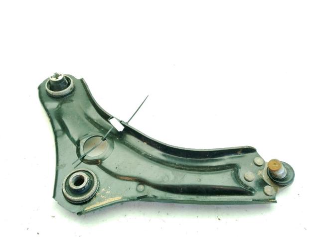 545058992R Brazo inferior izquierdo de la suspensión delantera  comprar en Pontevedra