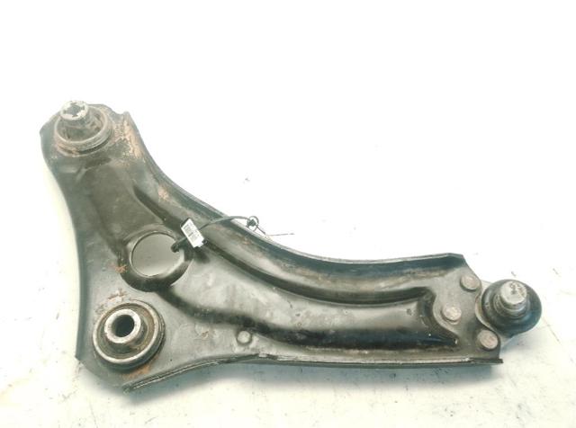545058992R Brazo inferior izquierdo de la suspensión delantera  comprar en Zaragoza