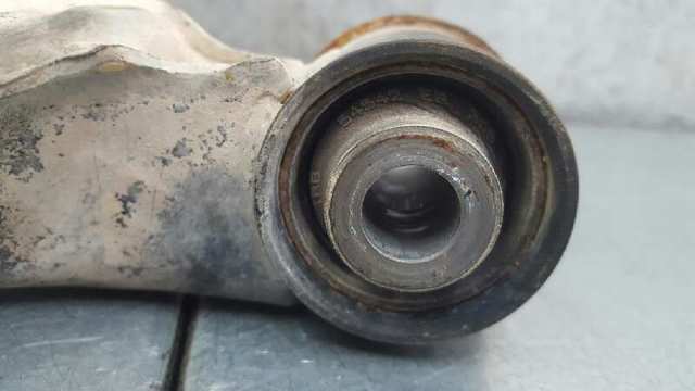 54525EB30A NISSAN Brazo superior izquierdo de la suspensión delantera comprar Alcalá