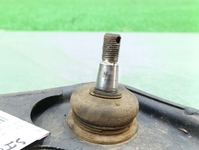 54525EB30A Brazo superior izquierdo de la suspensión delantera comprar Almería