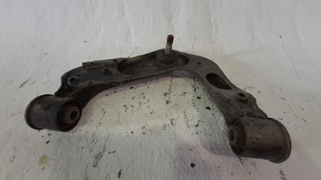 54525EB30A NISSAN Brazo superior izquierdo de la suspensión delantera  comprar en Lleida