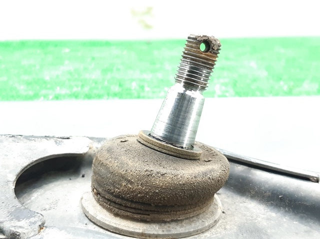 NISSAN 54525EB30A Brazo superior izquierdo de la suspensión delantera  disponible Valladolid