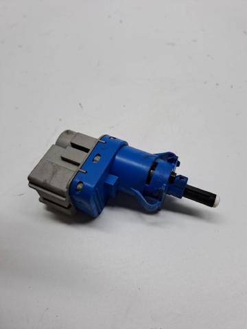 5454801 FORD Interruptor de luz de freno  disponible Vigo