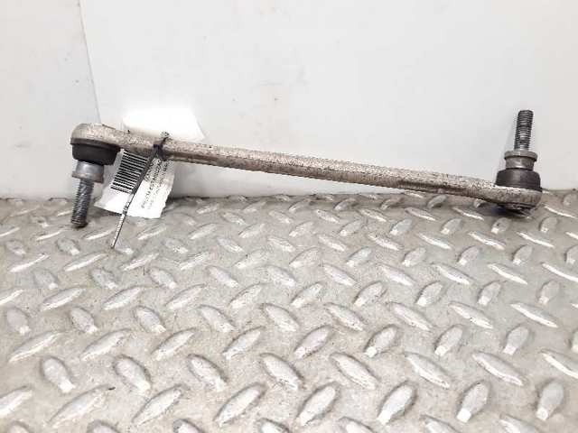 546180002R Bieleta estabilizadora delantera  en stock Sabadell