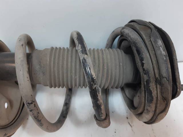 HYUNDAI 546511D201 Amortiguador delantero izquierdo  disponible Valladolid