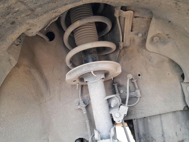 amortiguador frontal derecho 546601K000 HYUNDAI