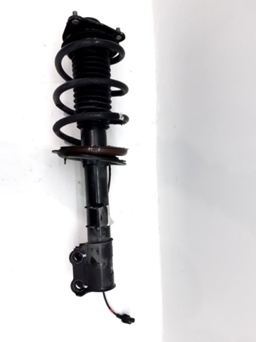 HYUNDAI 546613U000 Amortiguador delantero derecho  en stock Terrassa