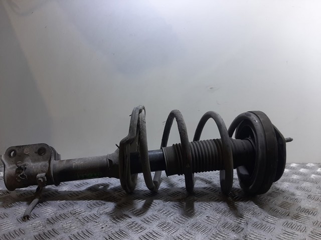 546614D200 Amortiguador delantero derecho  disponible Utrera