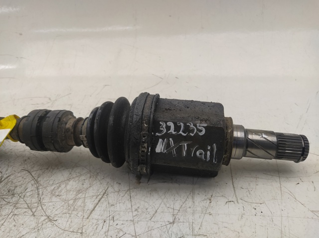 546688H300 NISSAN Bieleta estabilizadora delantera izquierda comprar Madrid