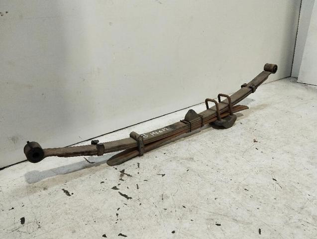 Ballesta trasera Nissan Navara D40