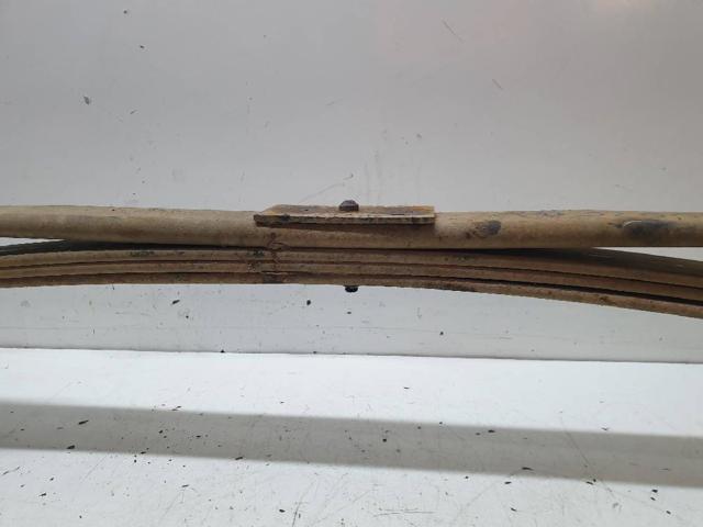 Ballesta trasera Nissan Navara D40