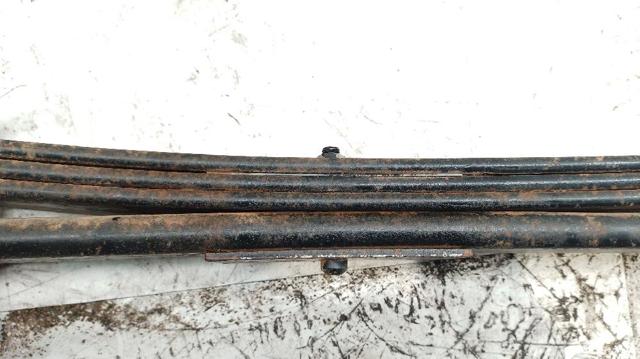 Ballesta trasera Nissan Navara D40