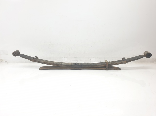 Ballesta trasera Nissan Navara D40M
