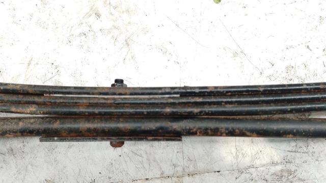 Ballesta trasera Nissan Navara D40