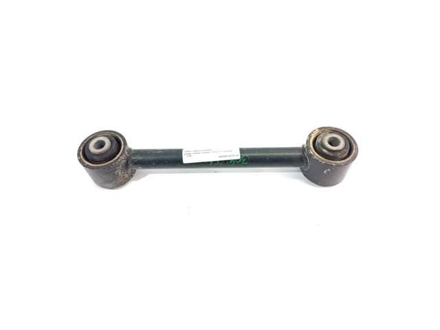 Buje del brazo longitudinal superior trasero 550460F000 NISSAN