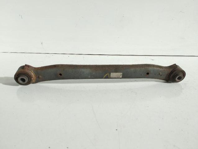 551001H000 HYUNDAI Brazo transversal de suspensión trasera  en stock Córdoba