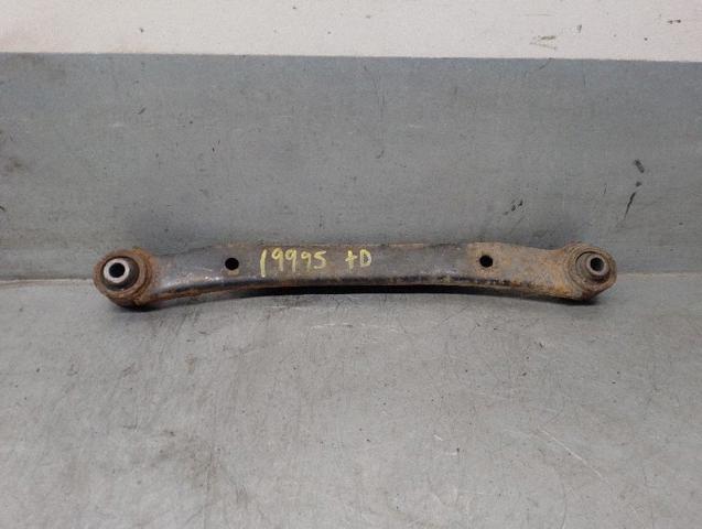 HYUNDAI 551002G000 Brazo superior de suspensión trasera izquierdo/derecho  en stock Salamanca