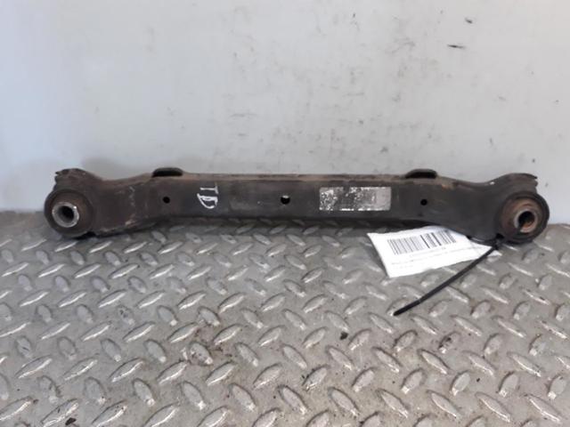 551002S050 HYUNDAI Brazo transversal de suspensión trasera  en stock Córdoba