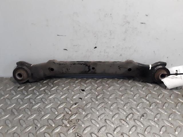 551002S050 HYUNDAI Brazo transversal de suspensión trasera  en stock Córdoba
