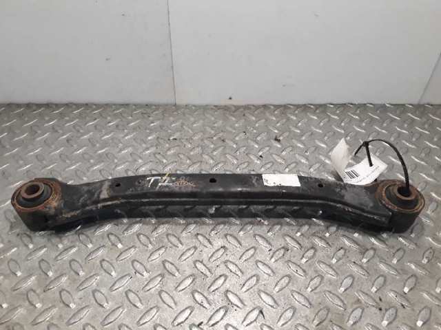 551002S050 Brazo transversal de suspensión trasera  comprar en Zaragoza