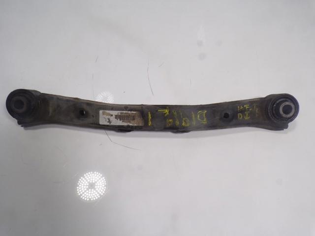 55100A6000 HYUNDAI Brazo transversal de suspensión trasera comprar Madrid