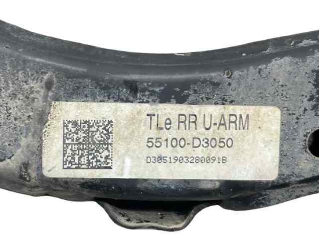55100D3050 Brazo superior de suspensión trasera izquierdo/derecho  disponible Burgos