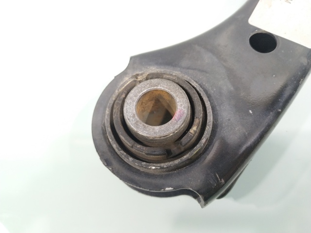 55100G4AA0 HYUNDAI Brazo superior izquierdo de la suspensión trasera  en stock Córdoba
