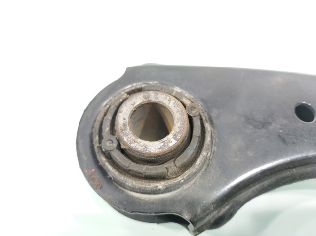 55100G4AA0 HYUNDAI Brazo superior izquierdo de la suspensión trasera  en stock Córdoba