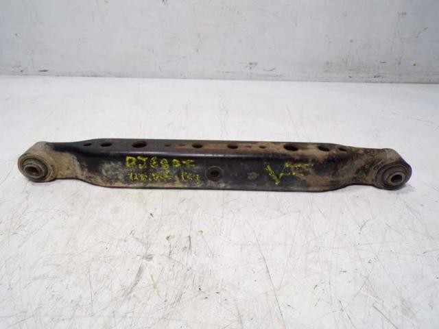 55111JG00A Brazo inferior izquierdo de la suspensión trasera  comprar en Pontevedra