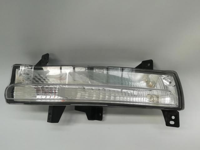 Luz de gálibo izquierda 55112721AA Chrysler