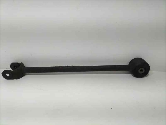 Buje del brazo longitudinal trasero 551162E000 HYUNDAI