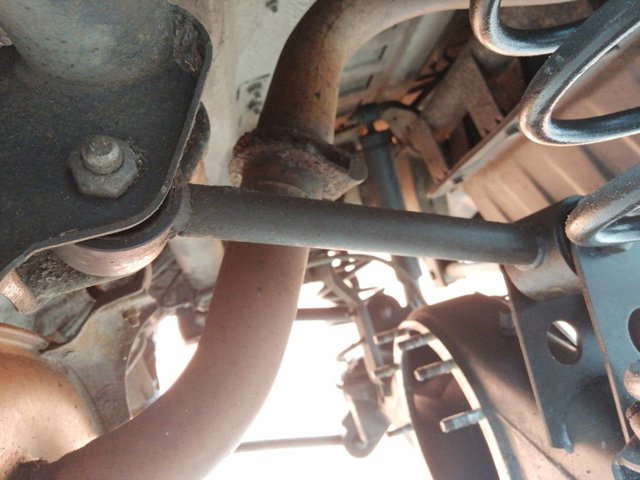 Brazo suspension superior trasero izquierdo para nissan terrano ii 2.7 tdi 4wd td27ti 551200F000