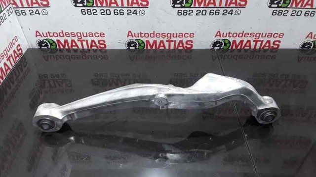 55120JD000 NISSAN Brazo superior derecho de la suspensión trasera comprar Bilbao