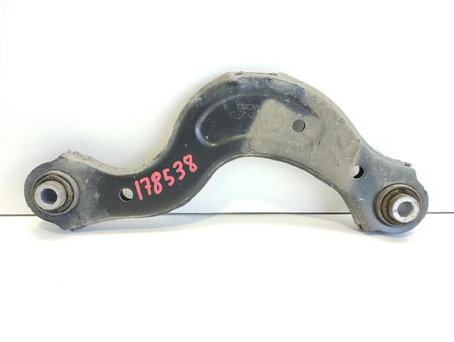 55120N9150 Brazo superior de suspensión trasera izquierdo/derecho comprar Girona