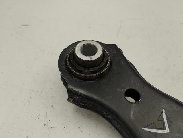 55120N9150 Brazo superior de suspensión trasera izquierdo/derecho comprar Girona