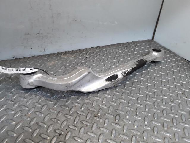 55121JD000 NISSAN Brazo superior izquierdo de la suspensión trasera comprar Bilbao