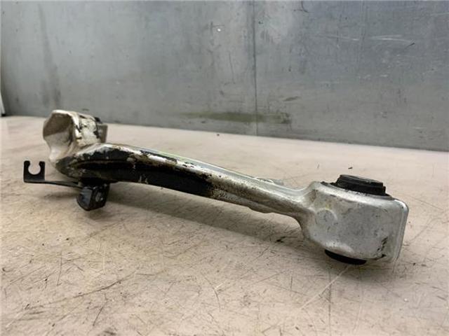 55121JD00B Brazo superior izquierdo de la suspensión trasera comprar Almería