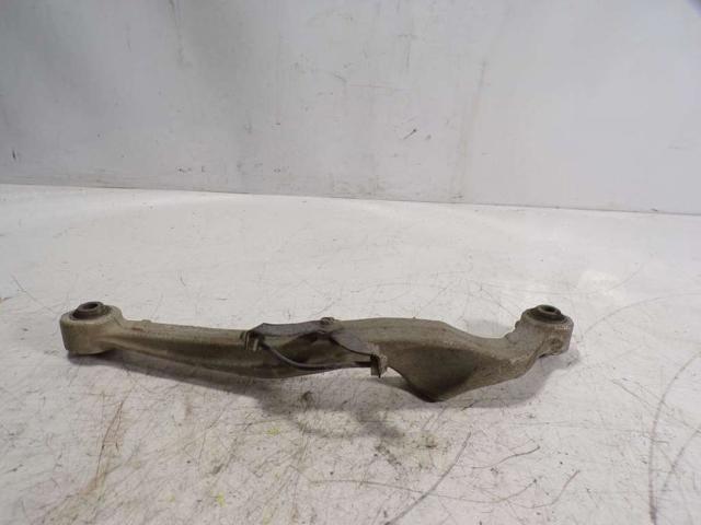 55121JD04A NISSAN Brazo superior izquierdo de la suspensión trasera  en stock Gandía