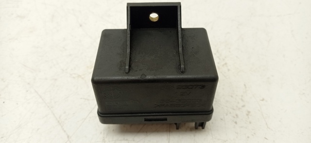 Relé de bujía de precalentamiento 55193073 FIAT