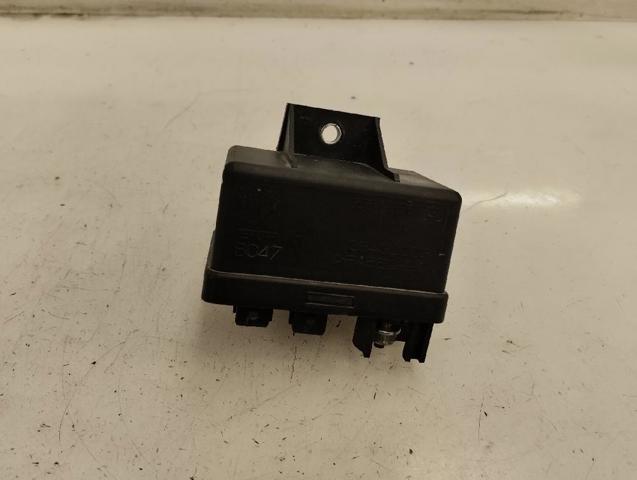 Relé de precalentamiento 55193073 FIAT