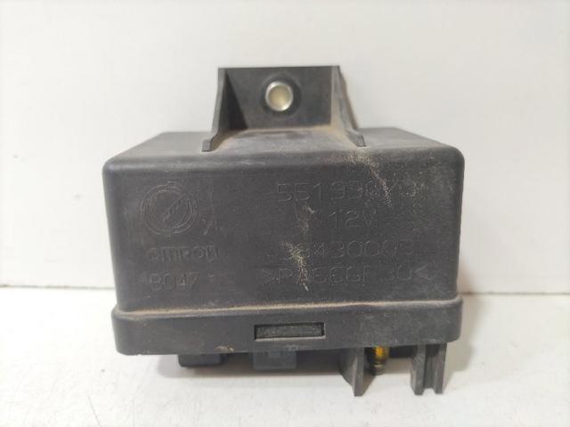 Relé de bujías incandescentes 55193073 FIAT