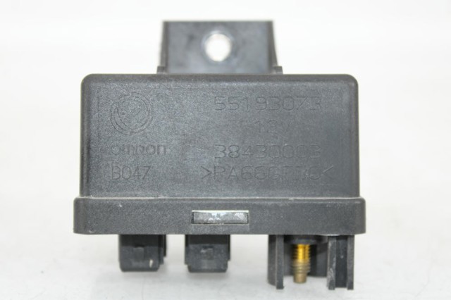 Relé de precalentamiento 55193073 FIAT