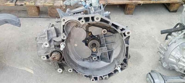 Comprar Caja de cambios manual completa Opel Astra  L35 a bajo precio