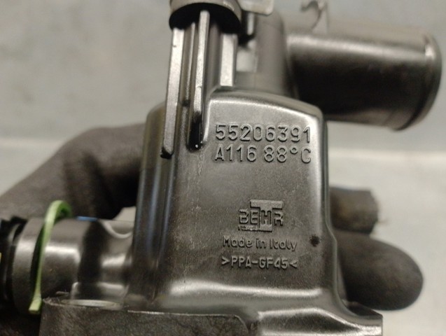 FIAT 55206391 Caja de termostato  en stock Terrassa