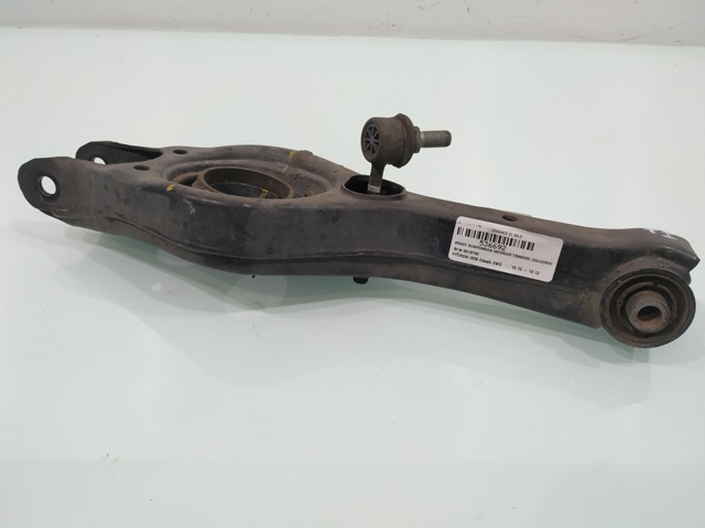 HYUNDAI 552102Y000 Brazo transversal izquierdo de suspensión trasera  comprar en Ponferrada