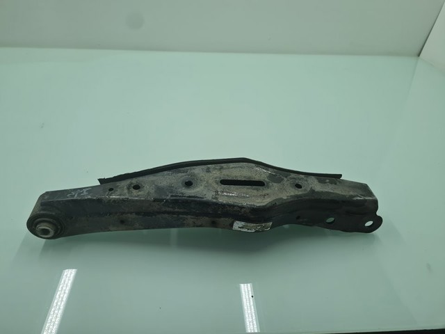 55210D3050 HYUNDAI Brazo suspension trasero inferior izquierdo comprar Alcalá