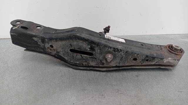 HYUNDAI 55210D3050 Brazo suspension trasero inferior izquierdo comprar Pamplona
