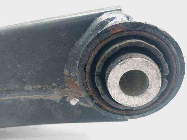 55210D3050 Brazo inferior izquierdo de la suspensión trasera  disponible Málaga