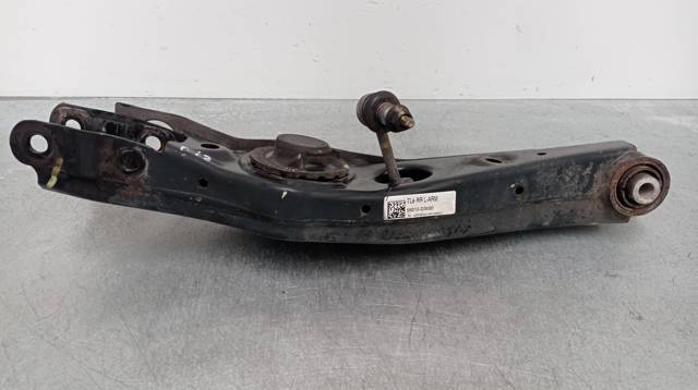 55210D3050 HYUNDAI Brazo suspension trasero inferior izquierdo  en stock Huelva