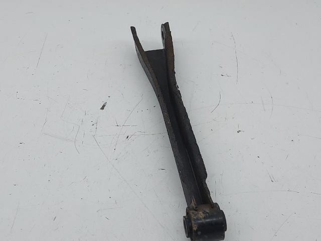 Buje del brazo transversal trasero 552152E500 HYUNDAI